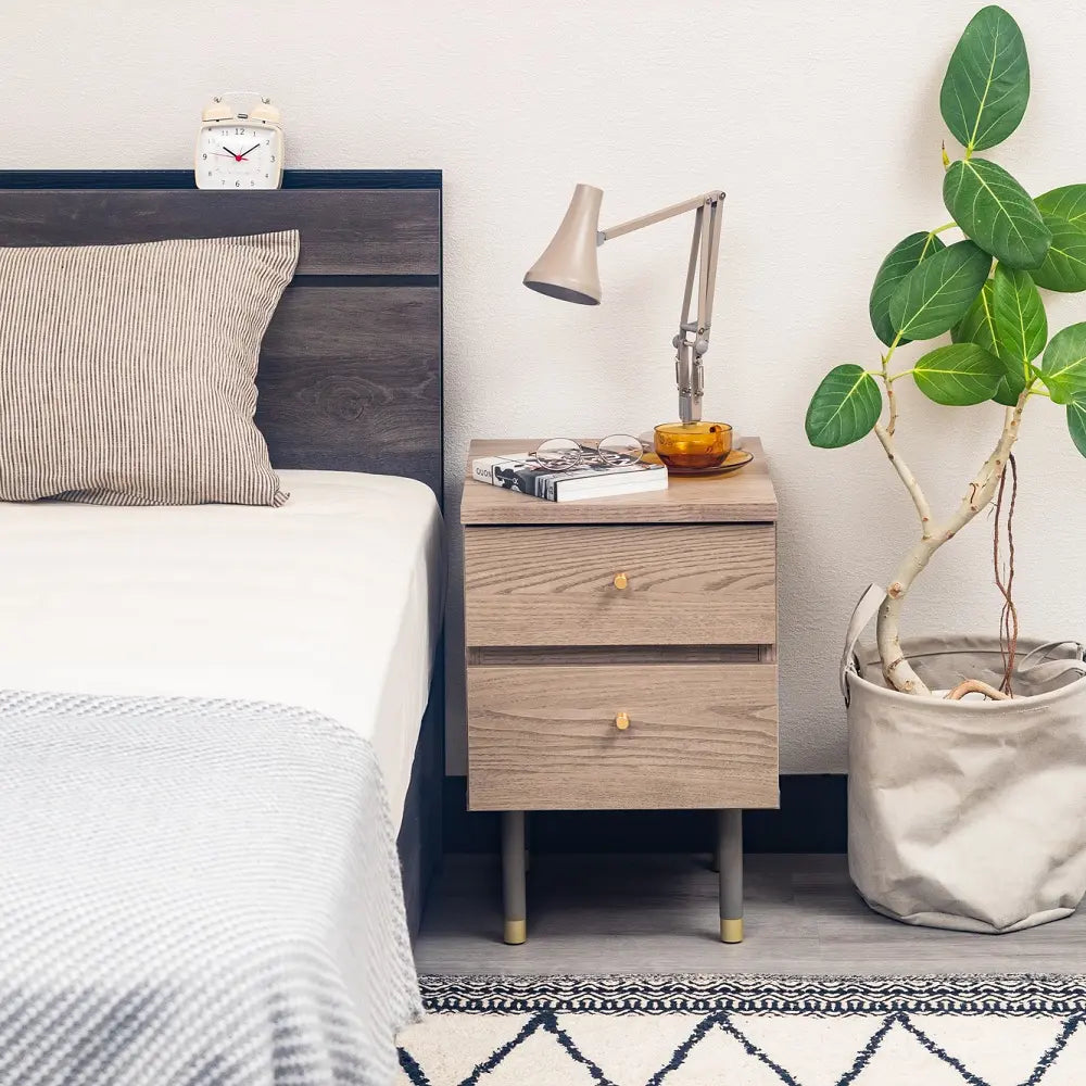 [34幅]天板裏にミラーが付いたサイドチェスト 国産 ナイトテーブルとしても使える韓国風デザイン【お客様組立】