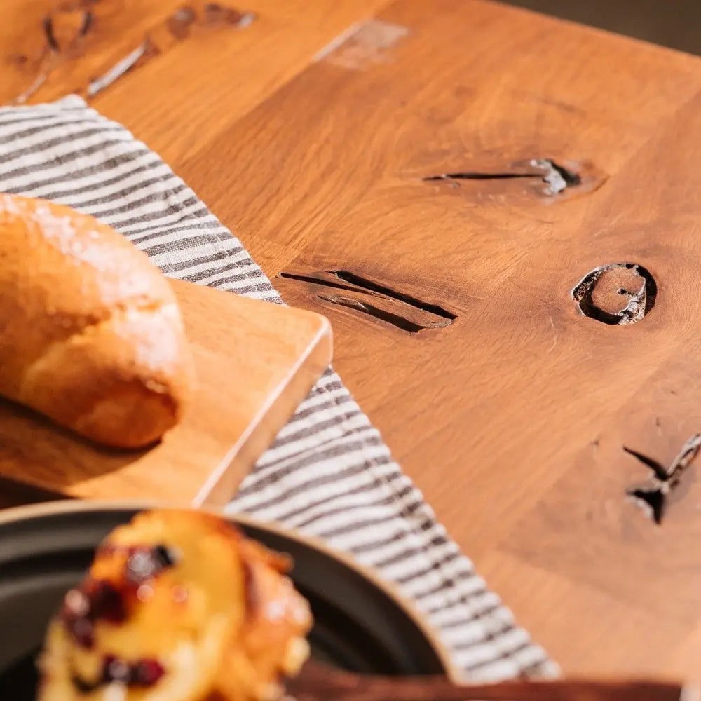 【150cm幅】天然オーク無垢材×スチール脚 ウレタン塗装ダイニングテーブル ２色展開